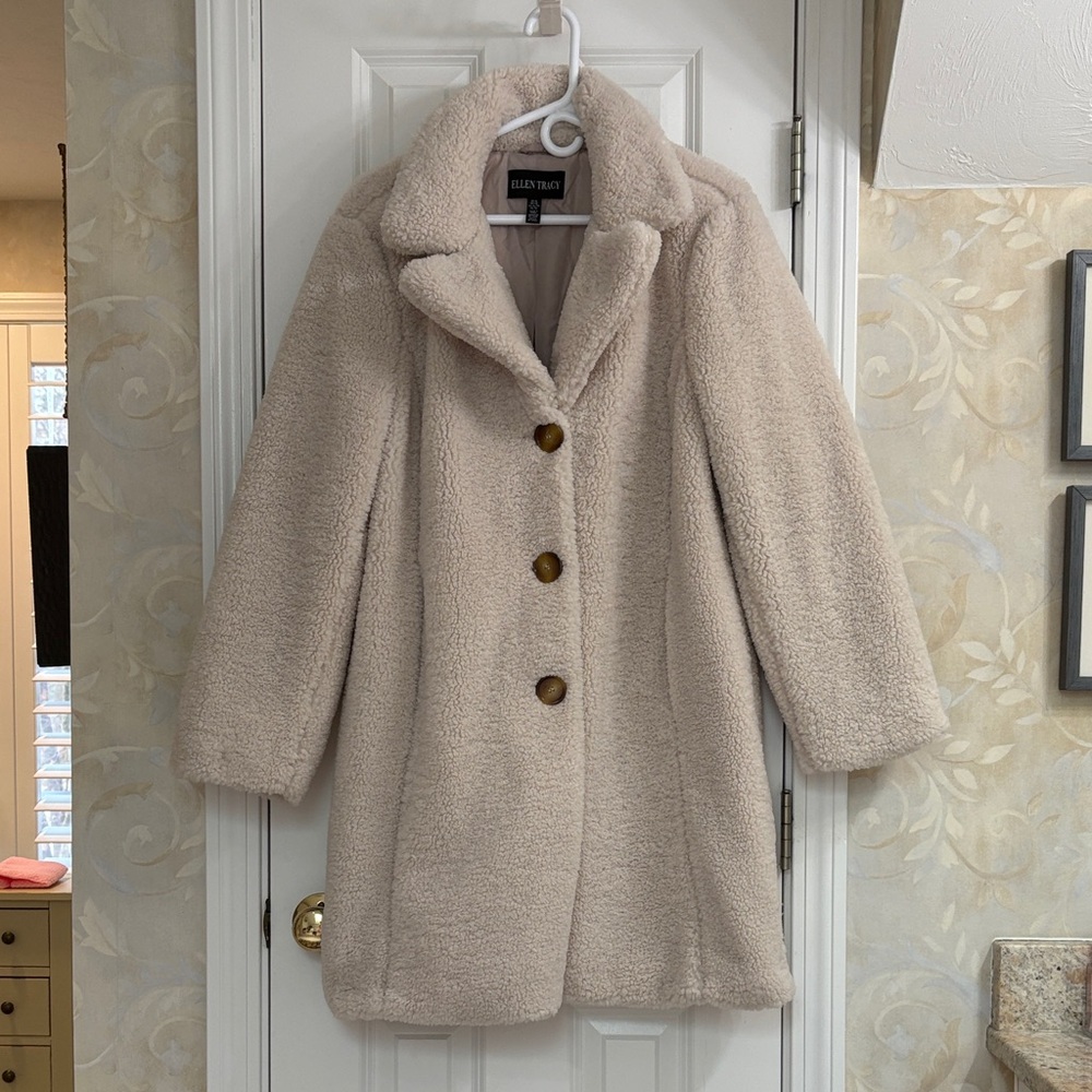 Ellen Tracy Faux Sherpa Cream Teddy Coat with Bold Tortoise Buttons
